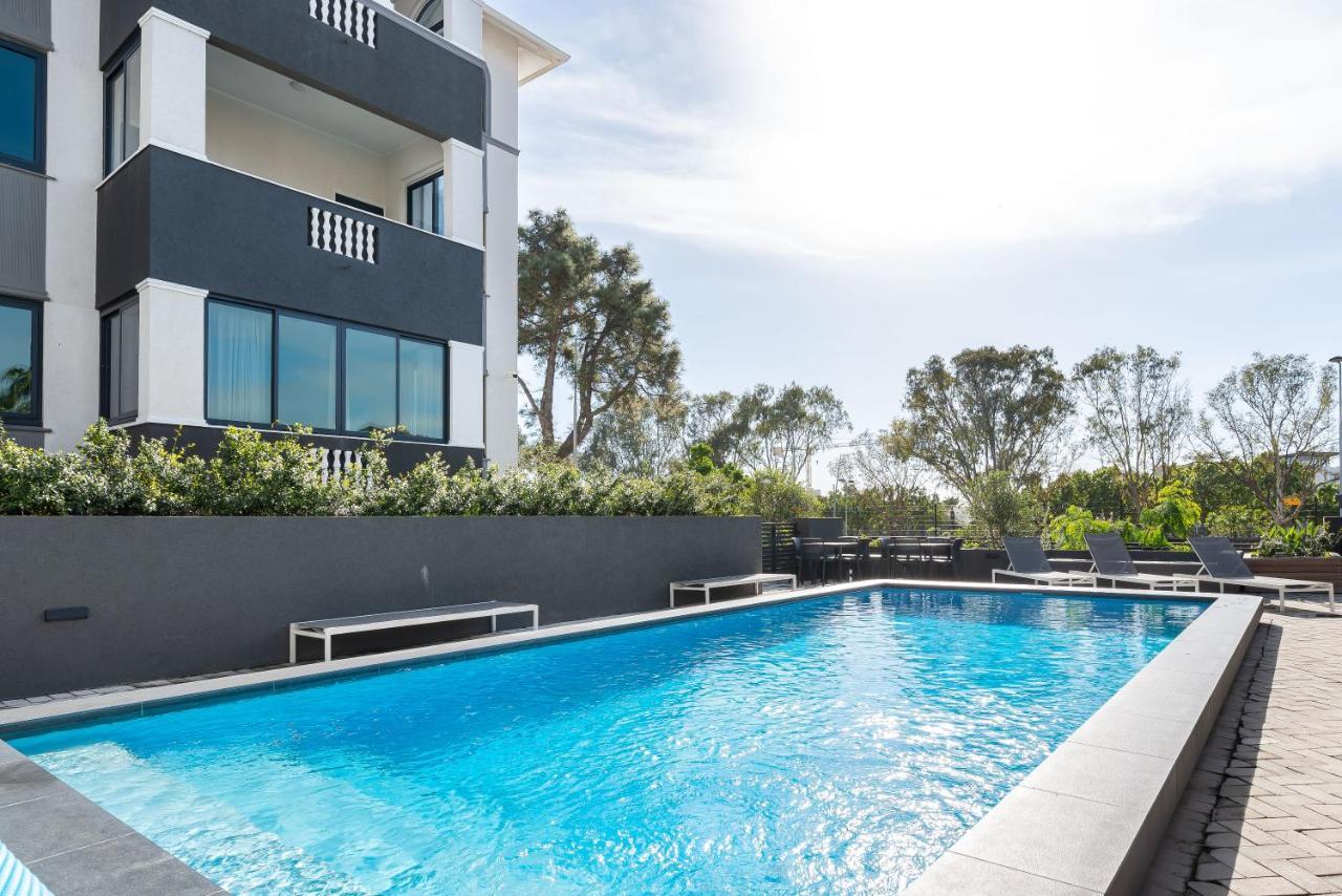 Apartment Warwick Mansions 12 *
